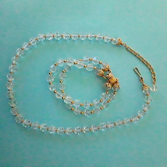 Napier Jewelry 2 Pc Napier Crystalglassbead Necklacebracelet Set